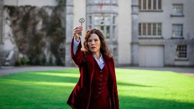 Sanctuary: A Witch's Tale 2x6