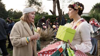@newmamita: La madre de todas las mentiras 1x7