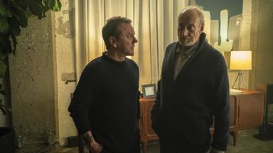 Rabbit Hole: Juego de mentiras 1x3