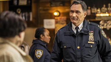 East New York: Una Nueva Ley 1x17