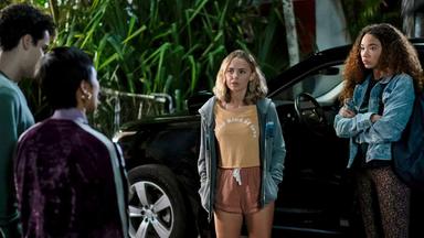 Sé lo que hicieron el verano pasado 1x3